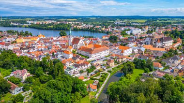 Çek Cumhuriyeti 'nde Jindrichuv Hradec şehrinin manzarası.