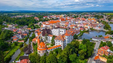 Jindrichuv Hradec 'in Çek Cumhuriyeti' ndeki Panorama görüşü.