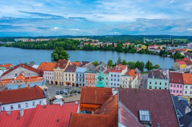 Çek kenti Jindrichuv Hradec.IMAGE 'deki Namesti Miru Meydanı manzarası