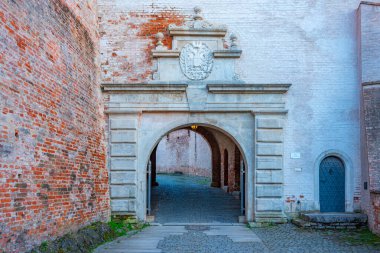 Çek Cumhuriyeti 'nin Brno kentindeki Spilberk kalesinin günbatımı manzarası.