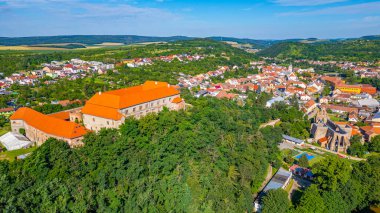 Çek Cumhuriyeti Dolni Kounice Kalesi. Görüntü