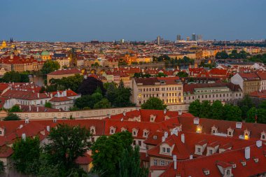 Prag 'a Opysi bakış açısından gün batımı, Çek Cumhuriyeti. IMAGE