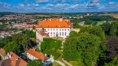 Namest nad Oslavou kalesinin panorama manzarası, Çek Cumhuriyeti.