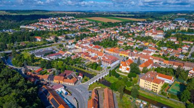 Çek Cumhuriyeti 'nde Namest nad Oslavou' nun hava görüntüsü.