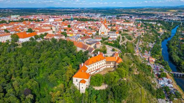 Çek Cumhuriyeti 'nin Znojmo kentinin Panorama manzarası.