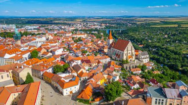 Çek Cumhuriyeti 'nin eski Znojmo kentinin panorama manzarası.