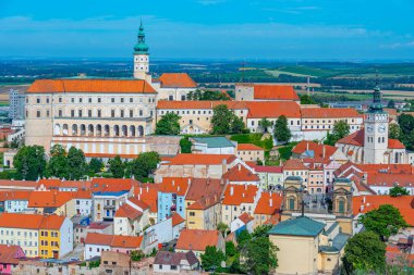 Çek Cumhuriyeti 'nden Mikulov' un hava manzarası.