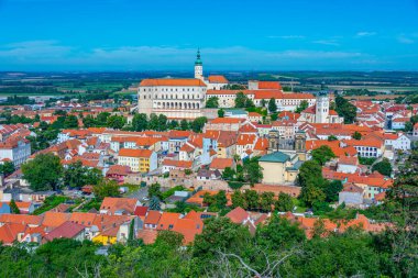 Çek Cumhuriyeti 'nden Mikulov' un hava manzarası.