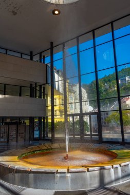 Çek Cumhuriyeti, Karlovy Vary 'de 1 Numaralı Sıcak Bahar Colonnade