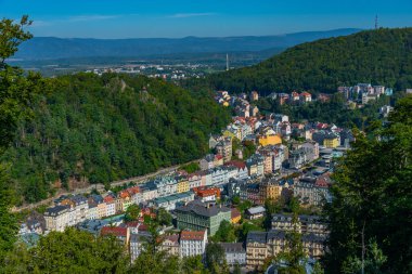 Çek Cumhuriyeti 'nde Karlovy Vary' nin hava görüntüsü.