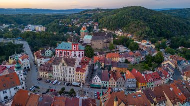Çek Cumhuriyeti 'nin eski Loket kentinin günbatımı manzarası.