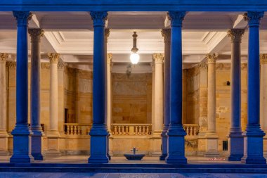 Çek Cumhuriyeti, Karlovy Vary 'deki değirmen sütunları.
