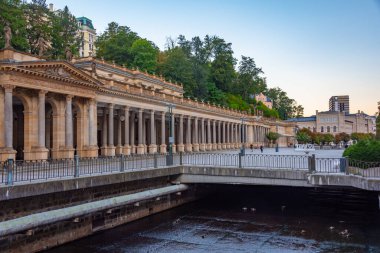 Çek Cumhuriyeti, Karlovy Vary 'deki değirmen sütunları.