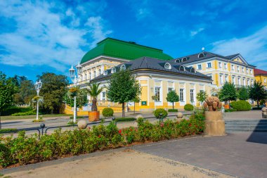 Frantiskovy Lazne, Çek Cumhuriyeti 'ndeki Spolecensky dum Binası.