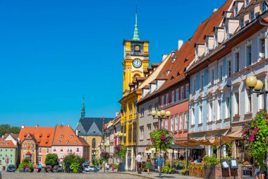 Çek Cumhuriyeti 'nin Cheb şehrinde yaz günü.