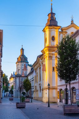 Çek Cumhuriyeti, Pilsen 'deki Saint Anna kilisesinin gündoğumu manzarası.
