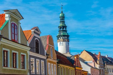 Çek Cumhuriyeti, Domazlice Barış Meydanı 'ndaki renkli evler.