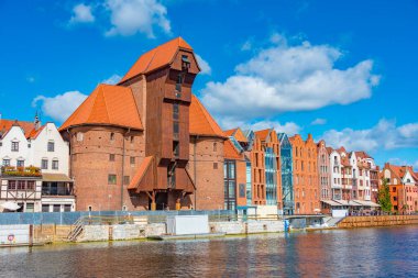 Gdansk, Poland.IMAGE rıhtımında tarihi vinç