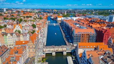 Güneşli bir günde Gdansk Rıhtımı, Poland.IMAGE