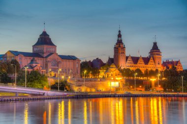 Szczecin, Poland.IMAGE 'deki Ulusal Müze' nin günbatımı görünümü