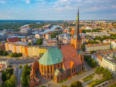 Szczecin, Poland.IMAGE 'deki Aziz James Bazilikası.