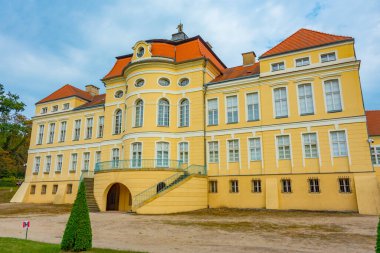 Rogalin 'deki Raczynski Sarayı, PolandIMAGE