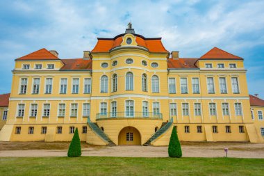 Rogalin 'deki Raczynski Sarayı, PolandIMAGE