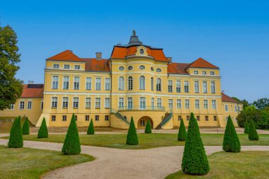 Rogalin 'deki Raczynski Sarayı, PolandIMAGE