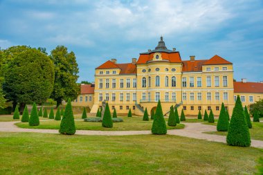 Rogalin 'deki Raczynski Sarayı, PolandIMAGE