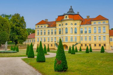 Rogalin 'deki Raczynski Sarayı, PolandIMAGE