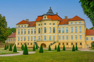 Rogalin 'deki Raczynski Sarayı, PolandIMAGE