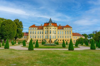 Rogalin 'deki Raczynski Sarayı, PolandIMAGE