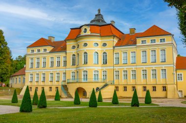 Rogalin 'deki Raczynski Sarayı, PolandIMAGE