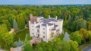Poland.IMAGE 'deki Kornik Kalesi Panoraması