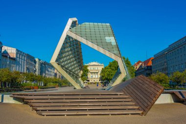 Poznan, Poland.IMAGE 'ın merkezinde Özgürlük Çeşmesi