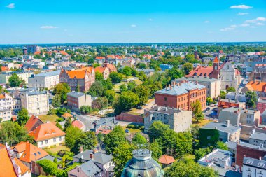 Polonya 'nın Gniezno kasabasının manzarası. Görüntü