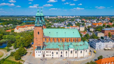 Gniezno, Poland.IMAGE 'deki Primatların Aziz Wojciech Bazilikası