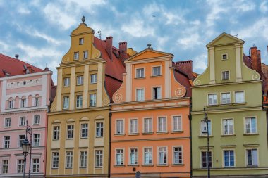 Rynek 'teki renkli evler, Wroclaw merkezindeki resim meydanı, Poland.IMAGE