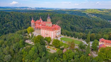 Poland.IMAGE 'deki Ksiaz kalesinin Panorama manzarası