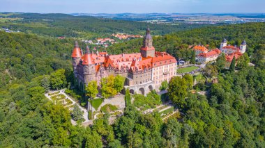 Poland.IMAGE 'deki Ksiaz kalesinin Panorama manzarası