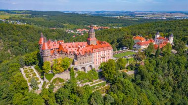 Poland.IMAGE 'deki Ksiaz kalesinin Panorama manzarası