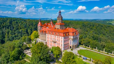 Poland.IMAGE 'deki Ksiaz kalesinin Panorama manzarası