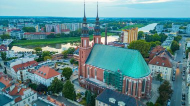 Opole, Poland.IMAGE 'deki katedralin panorama görüntüsü