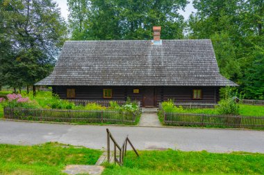 Katowice, Poland.IMAGE 'deki Yukarı Silezya Etnografik Parkı' ndaki tarihi binalar