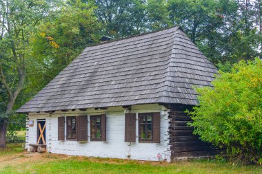 Katowice, Poland.IMAGE 'deki Yukarı Silezya Etnografik Parkı' ndaki tarihi binalar