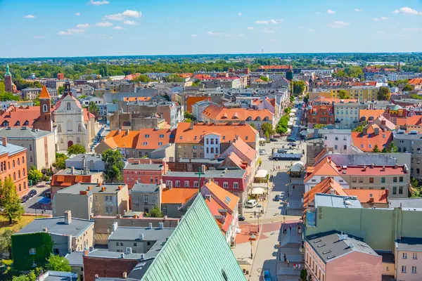 Polonya 'nın Gniezno kasabasının manzarası. Görüntü