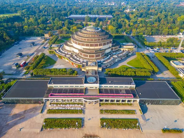 Wroclaw, Poland.IMAGE 'deki Centennial Hall' un Sabah Görüşü