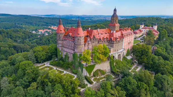 Poland.IMAGE 'deki Ksiaz kalesinin Panorama manzarası