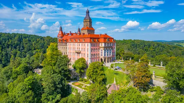 Poland.IMAGE 'deki Ksiaz kalesinin Panorama manzarası