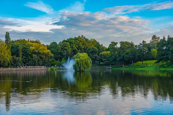 Poland.IMAGE 'deki Kudowa Zdroj' da yapay göl.
